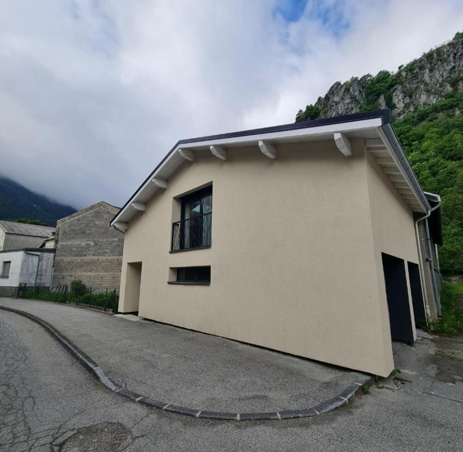 Bienvenue Chez Les Trutes Apartment Modane Bagian luar foto