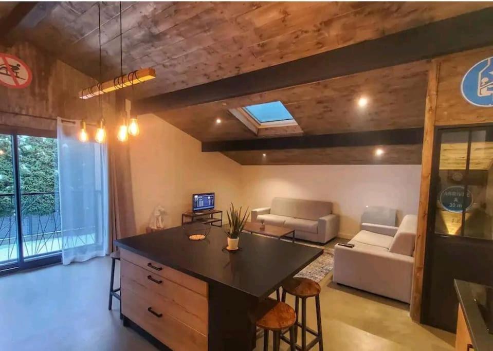Bienvenue Chez Les Trutes Apartment Modane Bagian luar foto