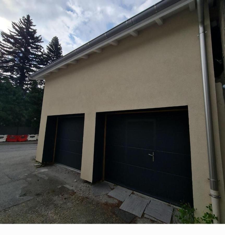 Bienvenue Chez Les Trutes Apartment Modane Bagian luar foto