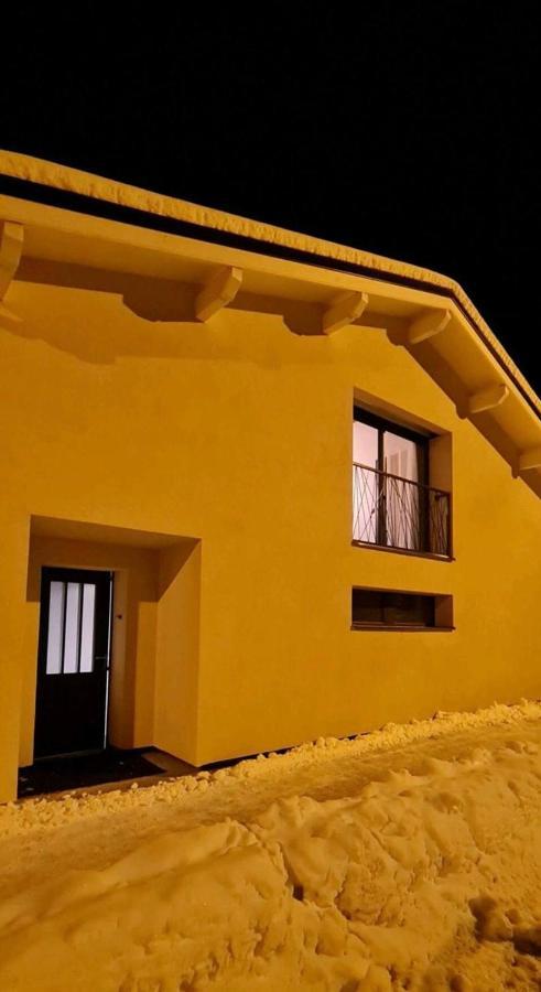 Bienvenue Chez Les Trutes Apartment Modane Bagian luar foto